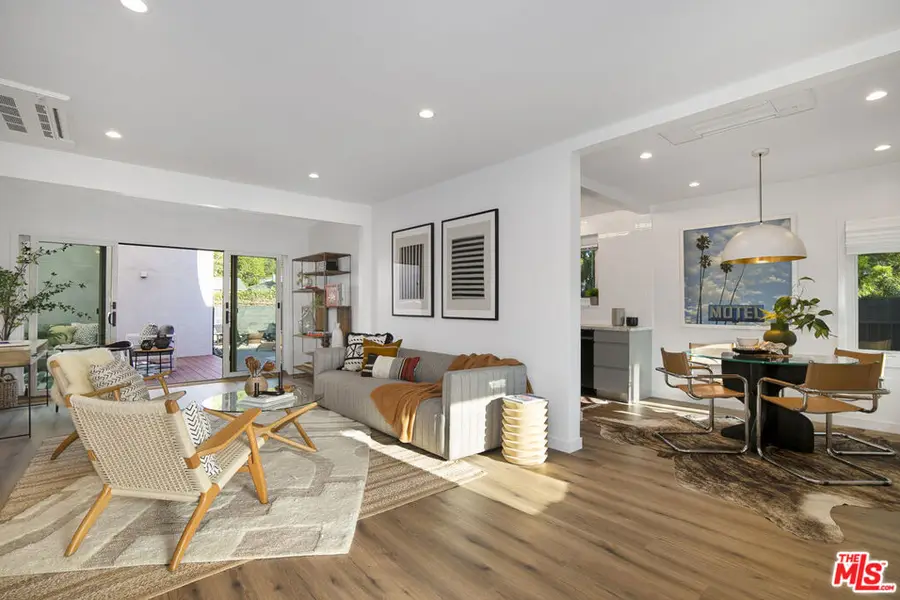 3744 Redwood Avenue, Los Angeles, CA 90066 - Image #3