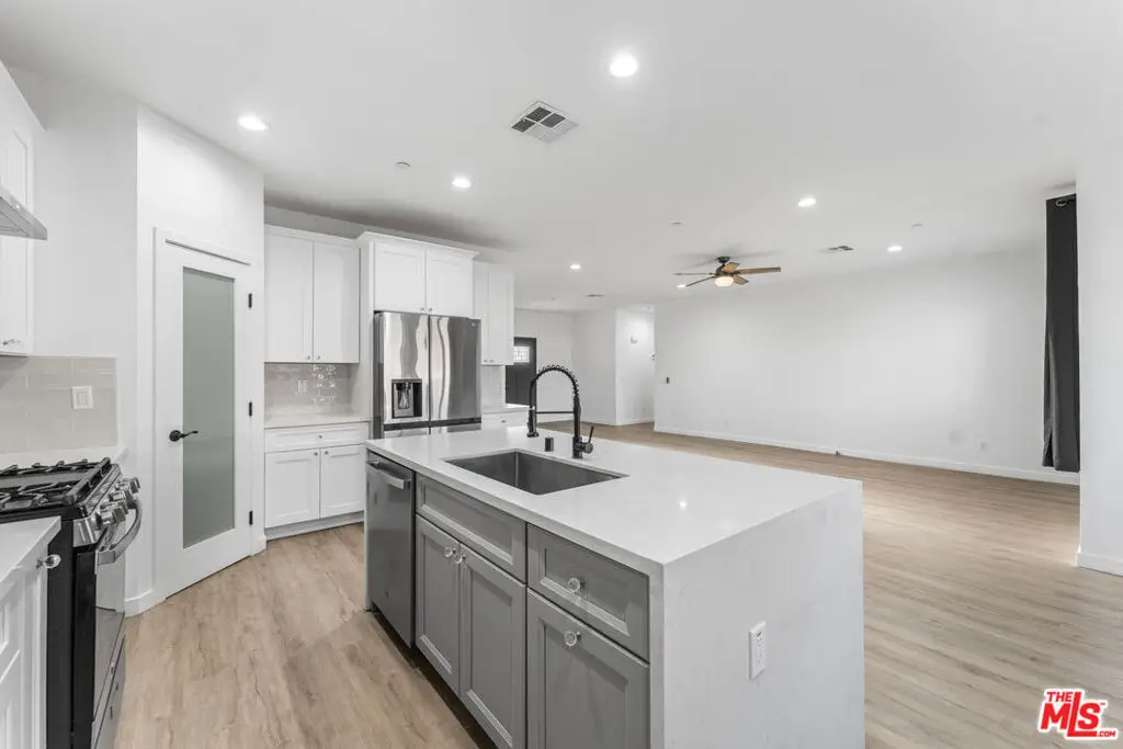 8749 Holly Avenue, California City, CA 93505 - #1