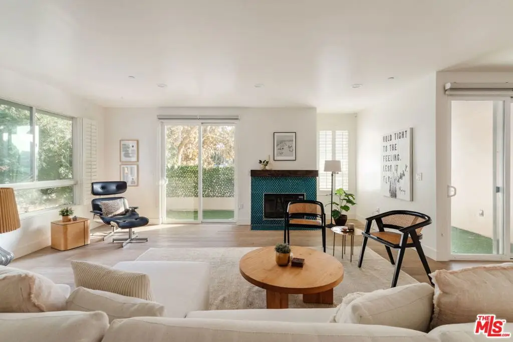 4925 Wilshire Boulevard #103, Los Angeles, CA 90010 - Image #1