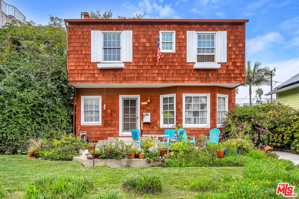 713 S Broadway, Redondo Beach, CA 90277 - #1