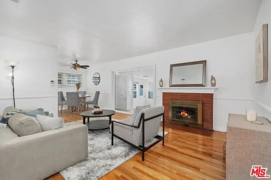 8131 Paso Robles Avenue, Lake Balboa, CA 91406 - Image #3