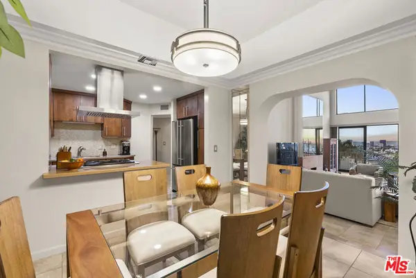 8455 Fountain Avenue #402, West Hollywood, CA 90069