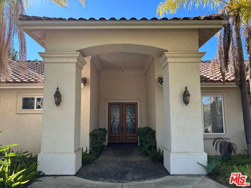 3255 Canonita Drive, Fallbrook, CA 92028 - Image #1