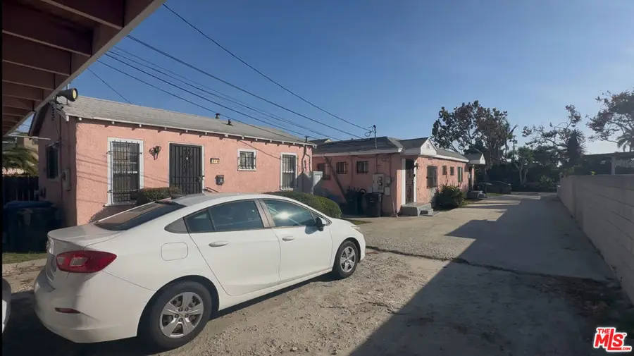 1417 W 82nd Street, Los Angeles, CA 90047 - #3