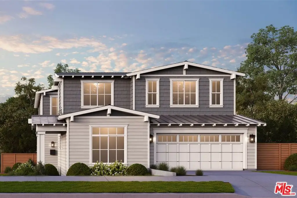 1736 Voorhees Avenue, Manhattan Beach, CA 90266 - Image #1