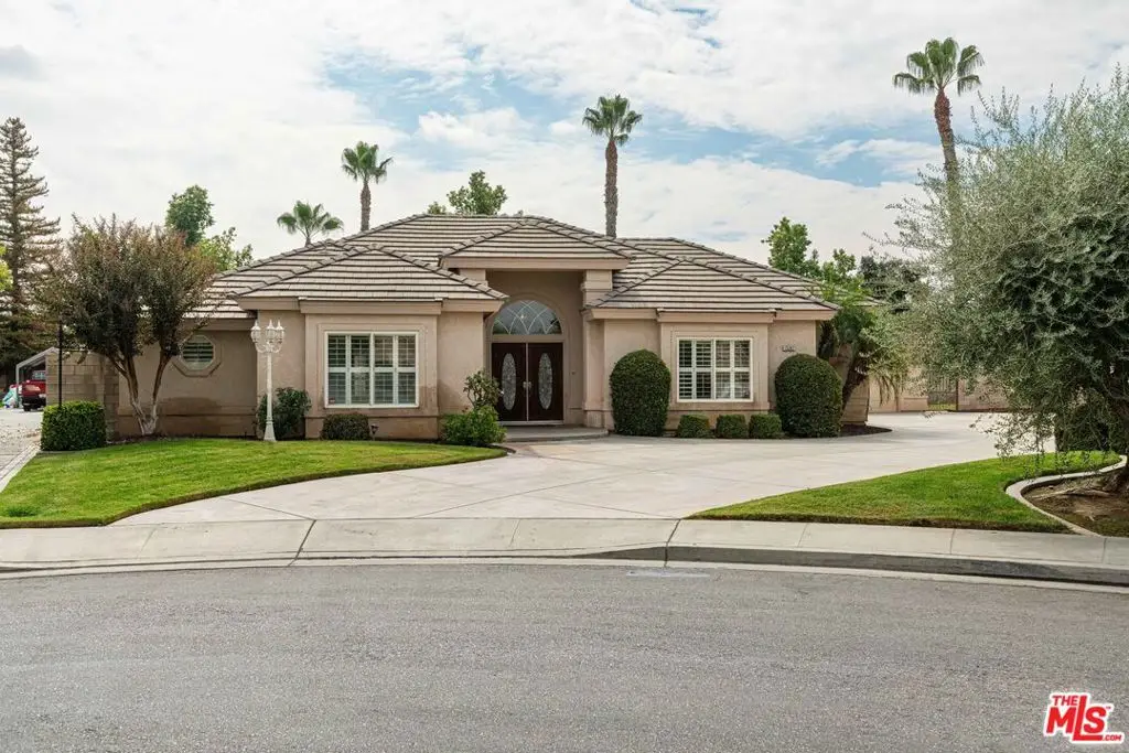 13207 Phoenix Palm Court, Bakersfield, CA 93314 - #1