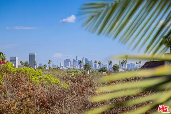 261 S Reeves Drive #PH3, Beverly Hills, CA 90212