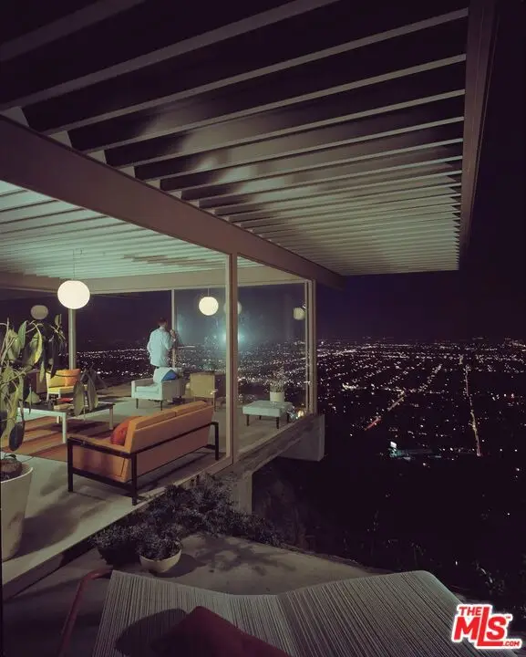 1635 Woods Drive, Los Angeles, CA 90069 - Image #2