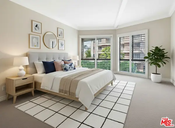 11808 Dorothy Street #206, Los Angeles, CA 90049