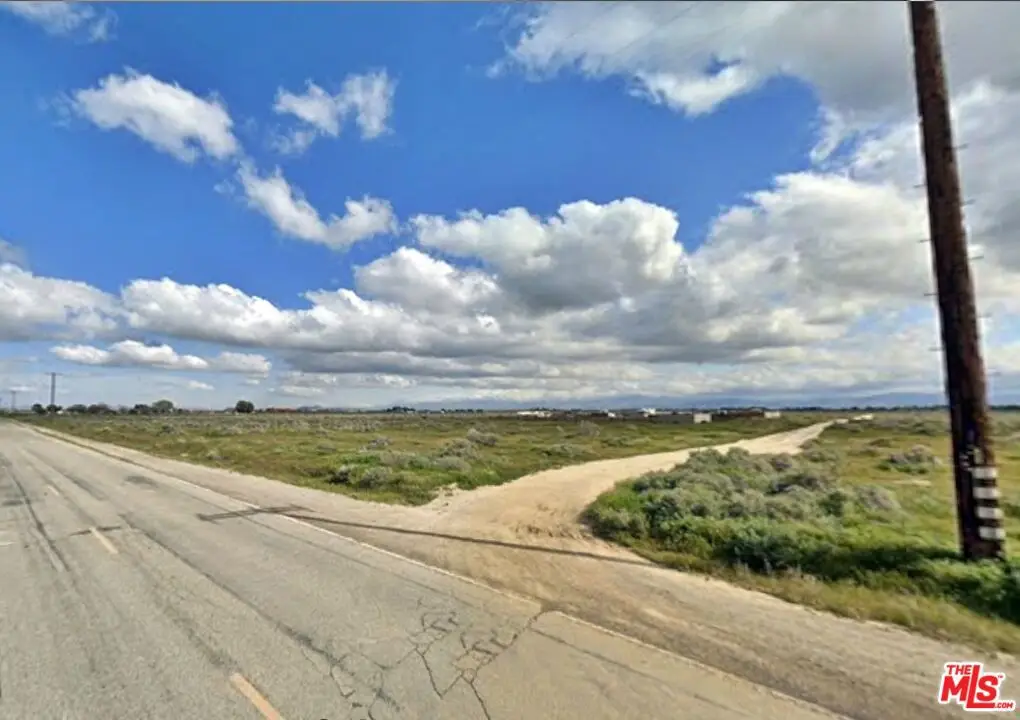 4550 E Ave H, North Antelope Valley, CA 93535 - Image #1