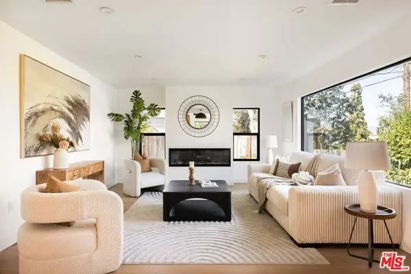 3744 Vineland Avenue, Studio City, CA 91604