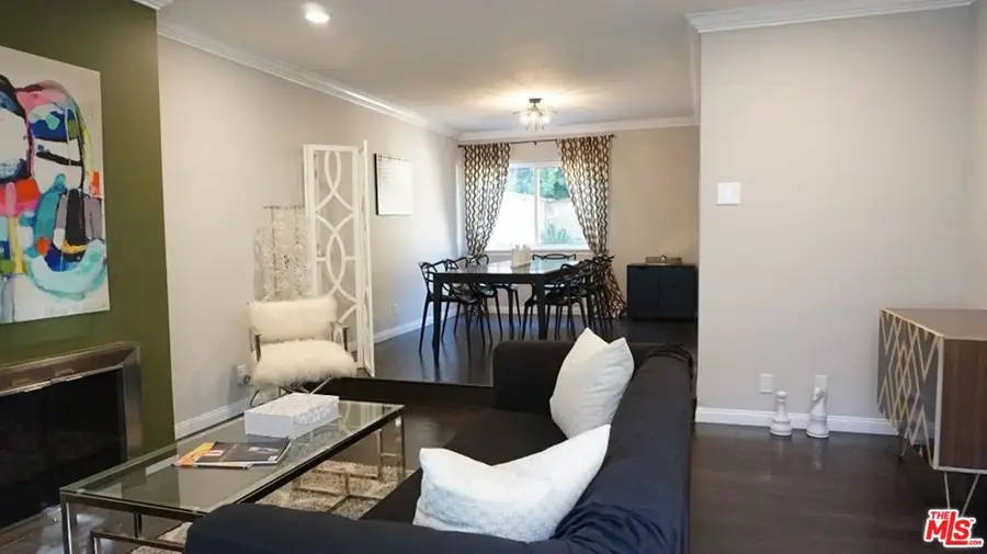 5644 Etiwanda Avenue #7, Tarzana, CA 91356 - Image #2