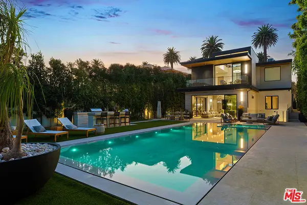 528 Marguerita Avenue, Santa Monica, CA 90402