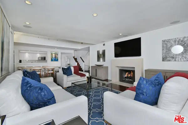 851 N Kings Road #310, West Hollywood, CA 90069