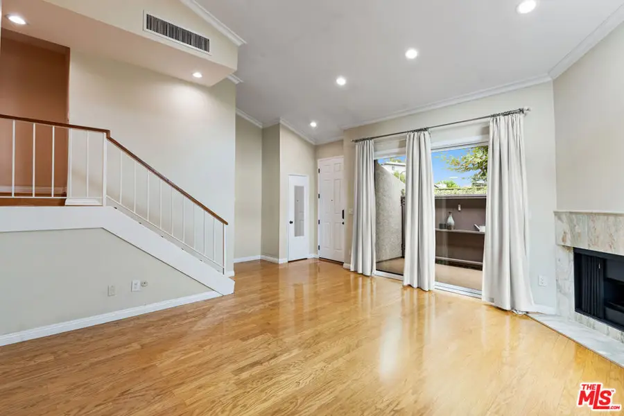 15137 Magnolia Boulevard #A, Sherman Oaks, CA 91403 - Image #3