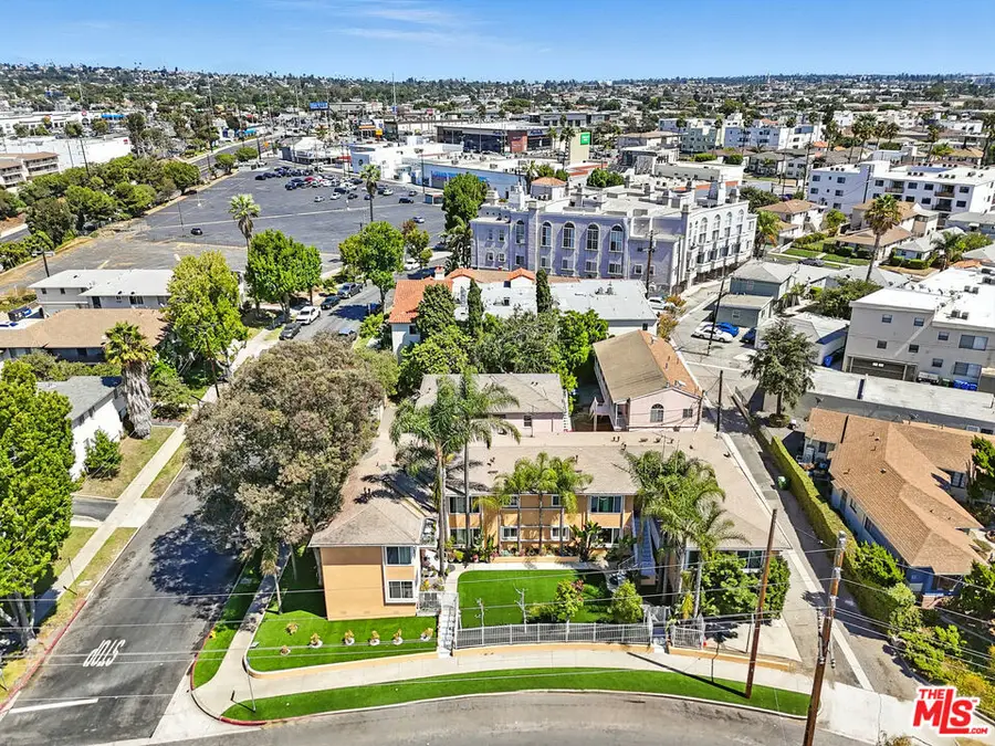 7028 Alvern Street, Los Angeles, CA 90045 - Image #3