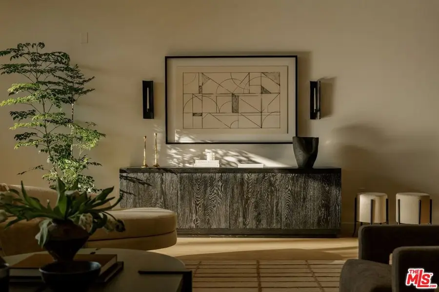 702 N Doheny Drive #101, West Hollywood, CA 90069 - Image #3