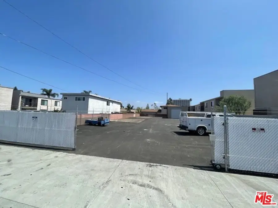 1925 Wallace Avenue, Costa Mesa, CA 92627 - Image #3