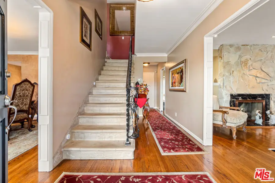 4152 Mount Vernon Drive, Los Angeles, CA 90008 - #3