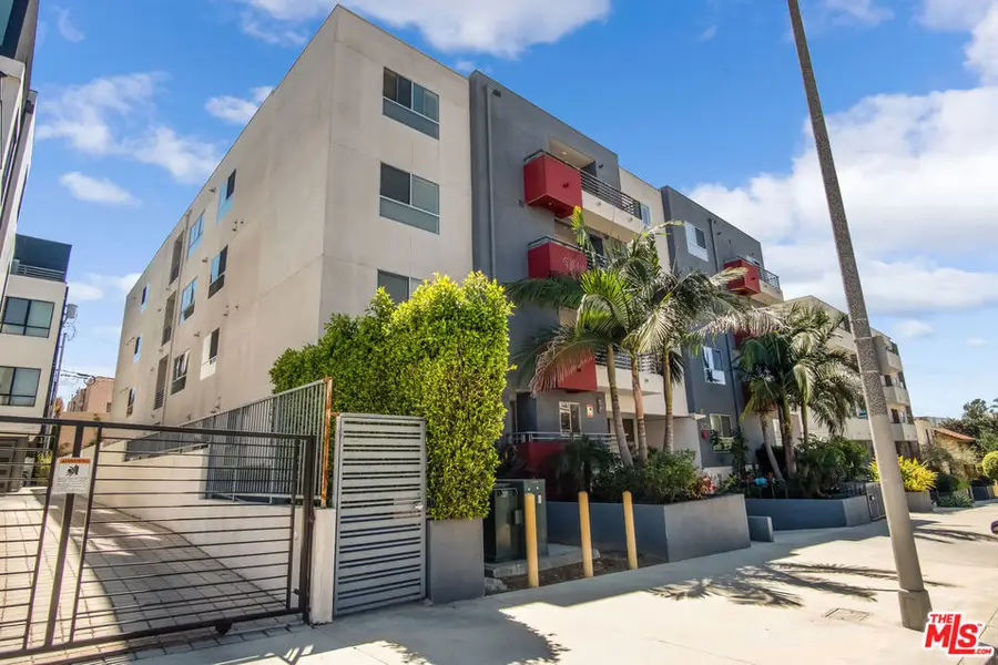 5026 Rosewood Avenue, Los Angeles, CA 90004 - Image #2