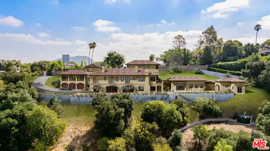 3721 Eureka Drive, Studio City, CA 91604 - #3