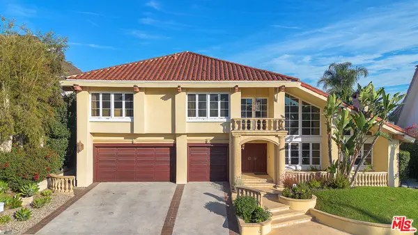 6024 Woodland View Drive, Woodland Hills, CA 91367