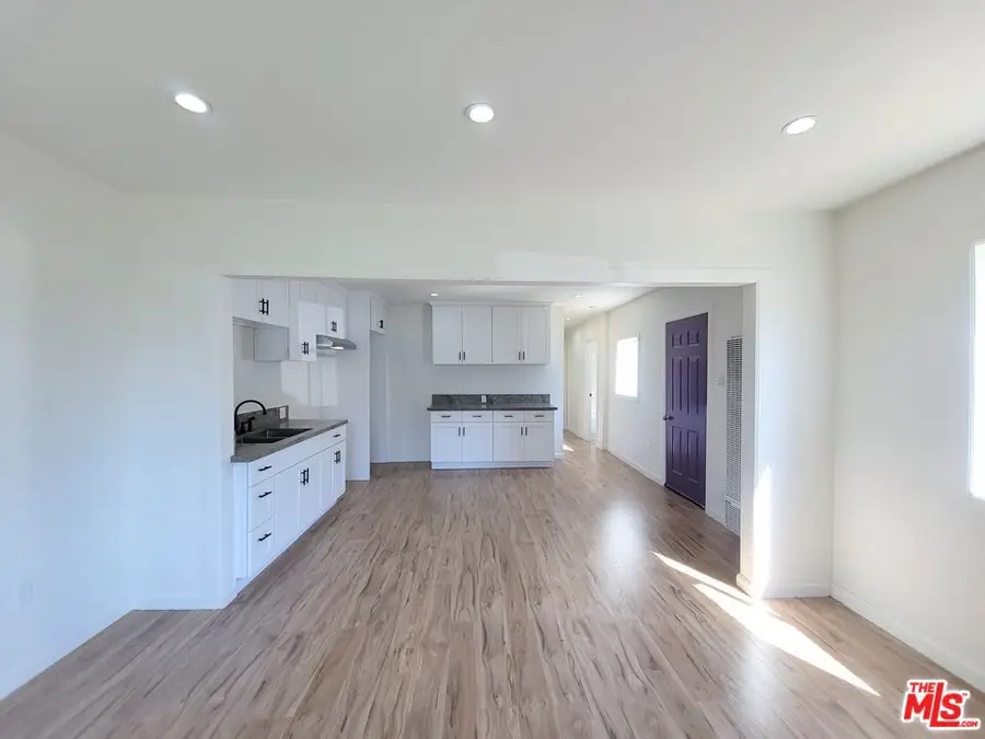 200 N Acacia Avenue, Compton, CA 90220 - #3