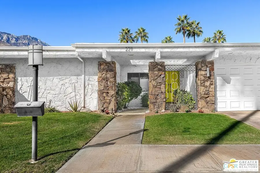 2211 S La Paz Way, Palm Springs, CA 92264 - Image #2