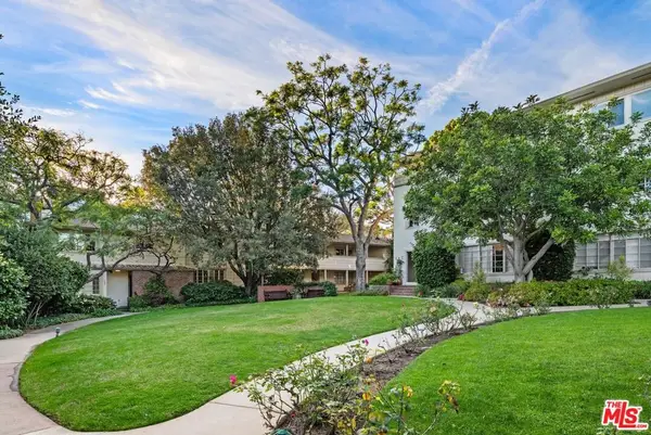 11901 W Sunset Boulevard #206, Los Angeles, CA 90049