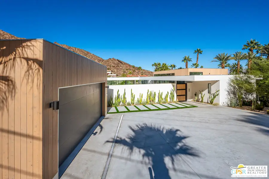 310 W Crestview Drive, Palm Springs, CA 92264 - Image #2