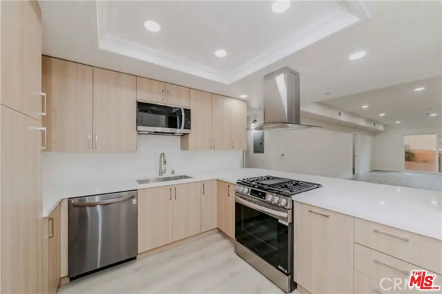 1138 S Serrano Avenue #102, Los Angeles, CA 90006 - Image #2