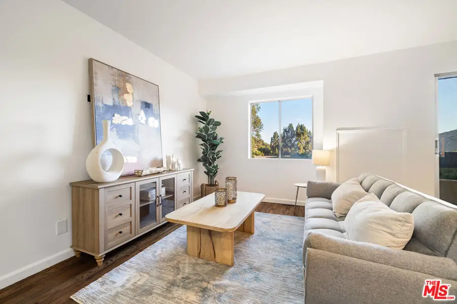 2700 Cahuenga Boulevard #3108, Los Angeles, CA 90068 - Image #3