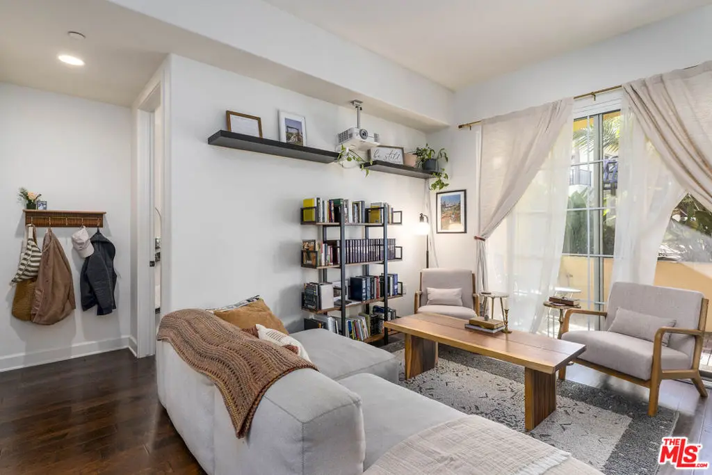 130 N Garden Street #1103, San Buenaventura Ventura, CA 93001 - Image #1