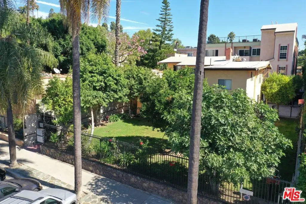 2000 Argyle Avenue, Los Angeles, CA 90068 - Image #1