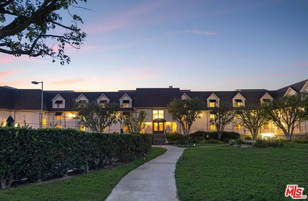 2385 Roscomare Road #D3, Los Angeles, CA 90077 - #1