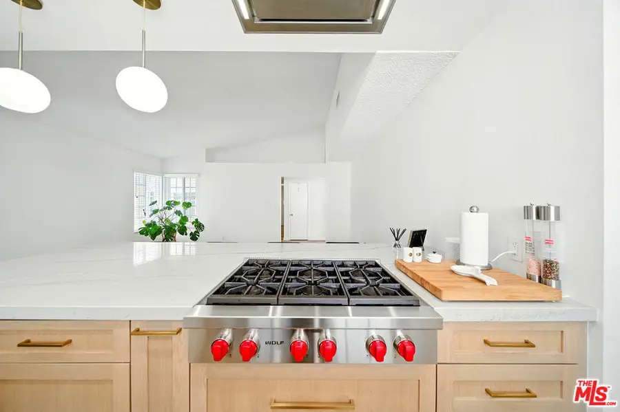 12861 Titian Avenue, Granada Hills, CA 91344 - Image #3