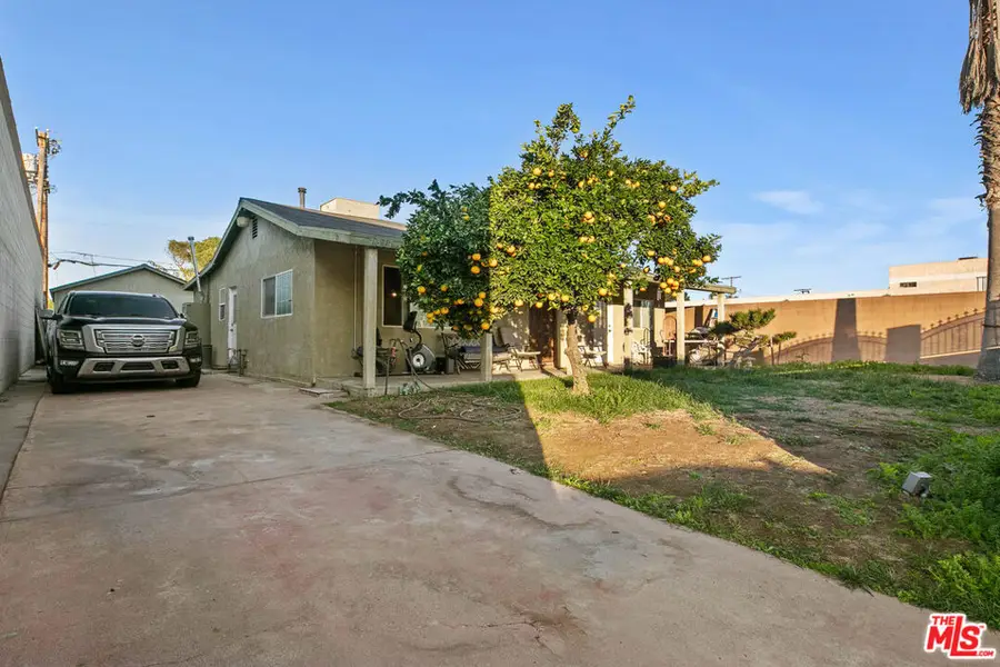 7317 Clybourn Avenue, Sun Valley, CA 91352 - Image #2