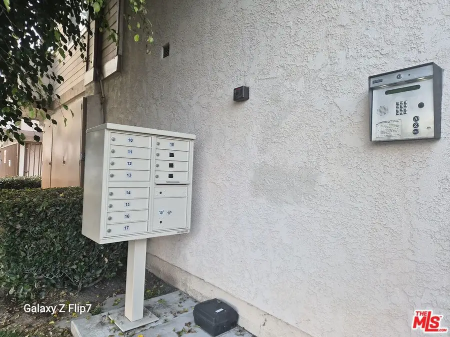 547 E Hazel Street #13, Inglewood, CA 90302 - Image #2