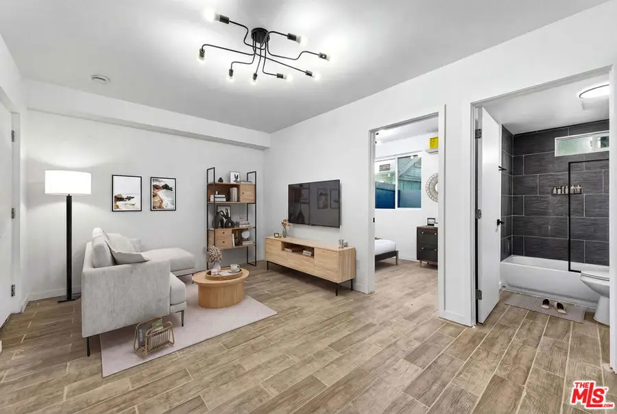 1036 Cherry Avenue, Long Beach, CA 90813 - Image #2