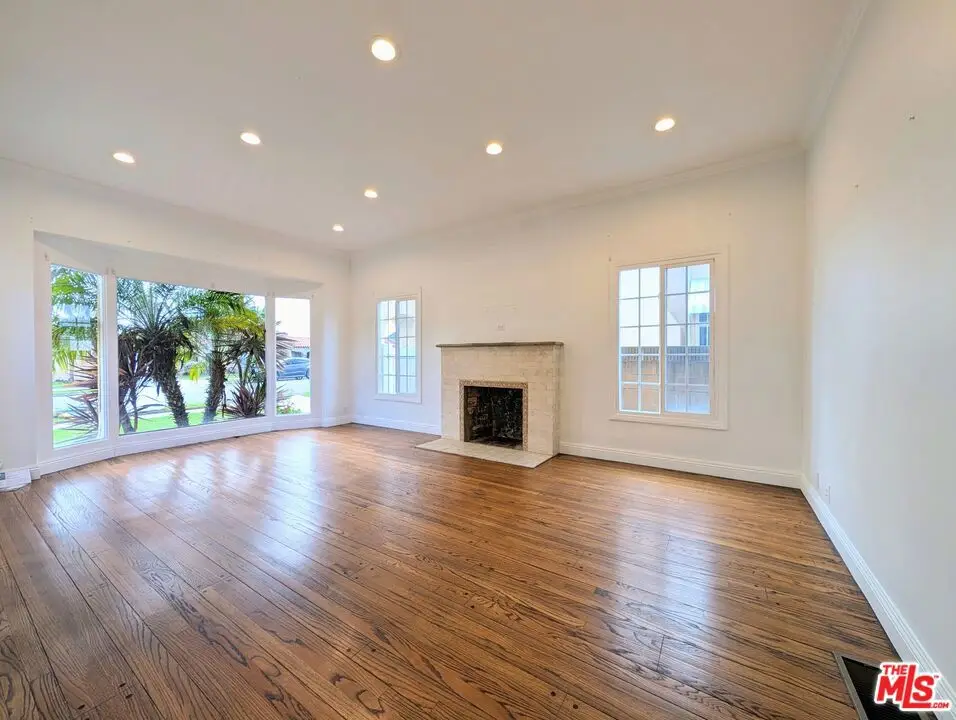 2905 W 83rd Street, Inglewood, CA 90305 - #1