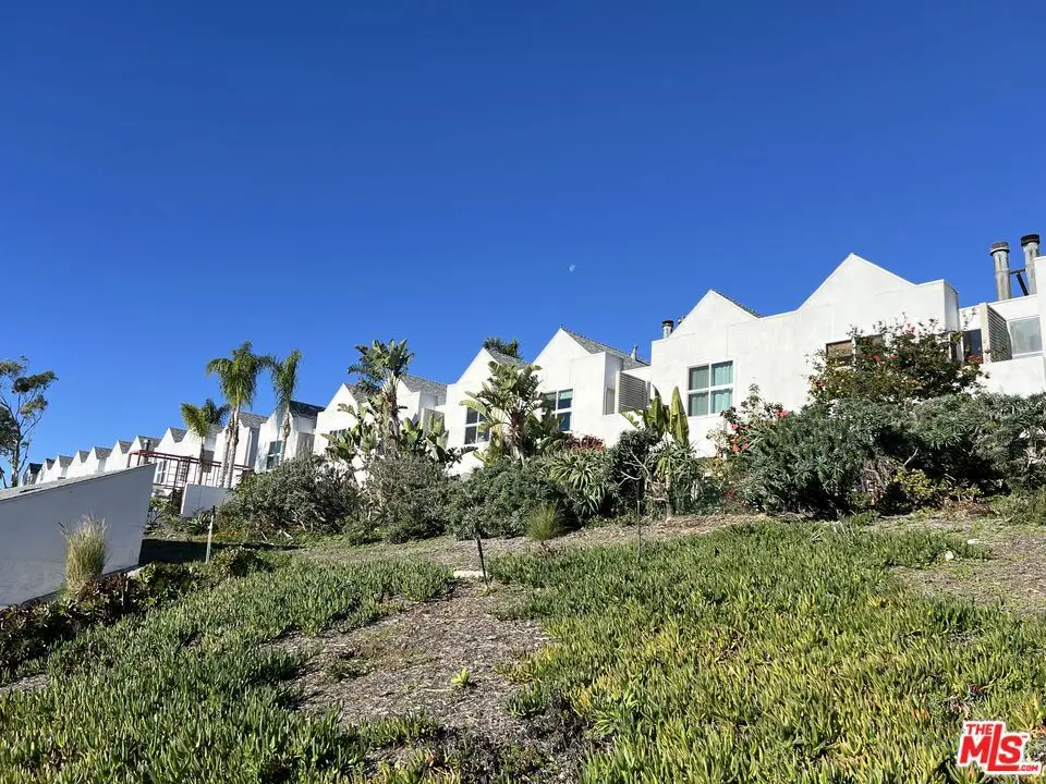 28711 Pacific Coast Highway #10, Malibu, CA 90265 - Image #1