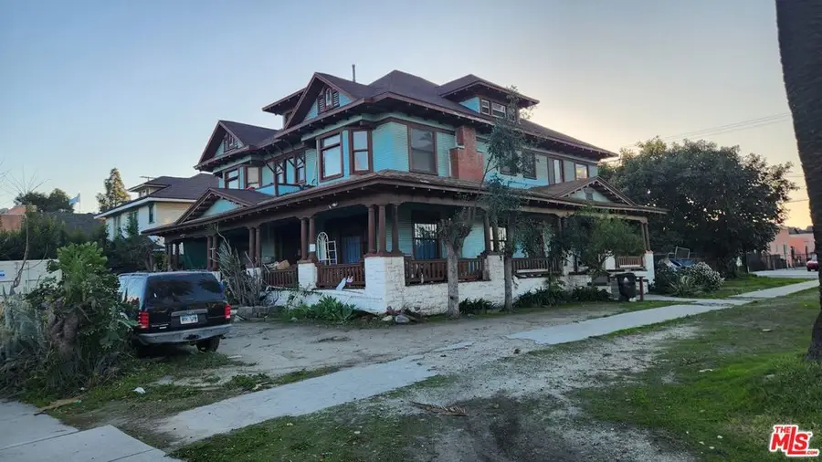 3977 S Budlong Avenue, Los Angeles, CA 90037 - Image #2