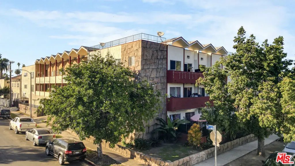 2405 W 18th Street, Los Angeles, CA 90019 - Image #1