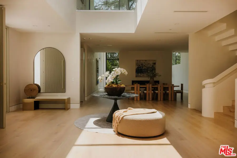 260 S Canyon View Drive, Los Angeles, CA 90049 - #2