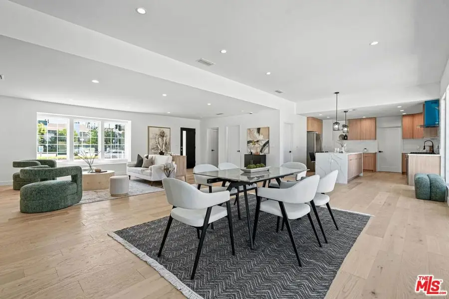 4955 Woodman Avenue, Sherman Oaks, CA 91423 - #2