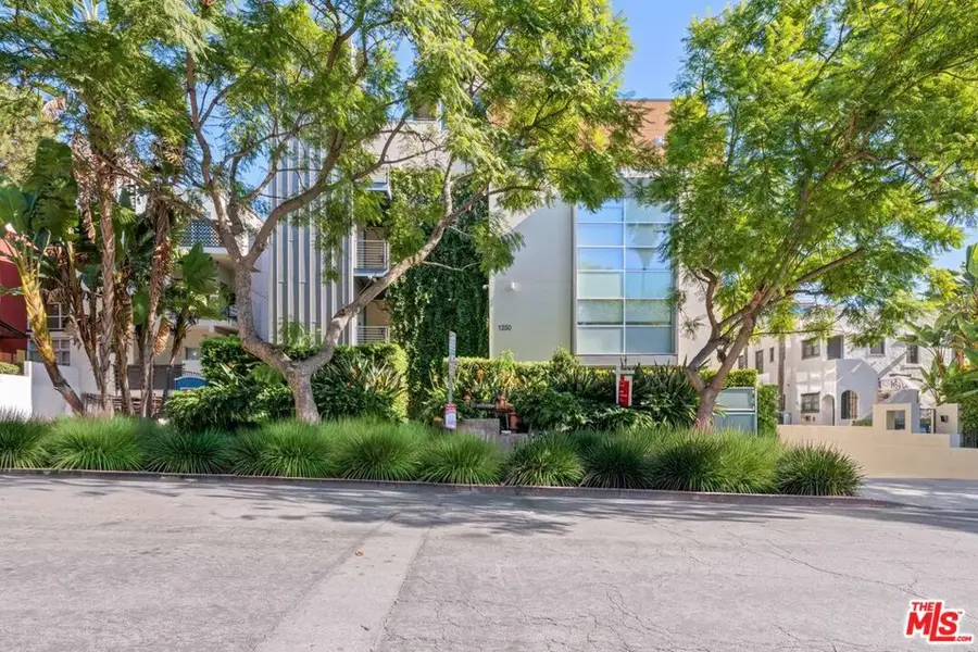 1250 N Harper Avenue #401, West Hollywood, CA 90046 - #2