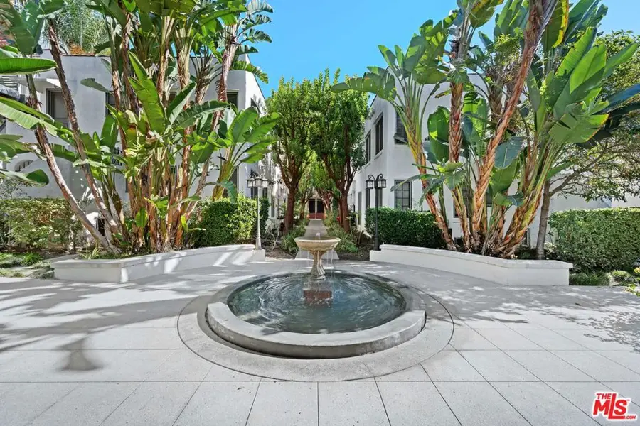 1250 N Harper Avenue #401, West Hollywood, CA 90046 - #3
