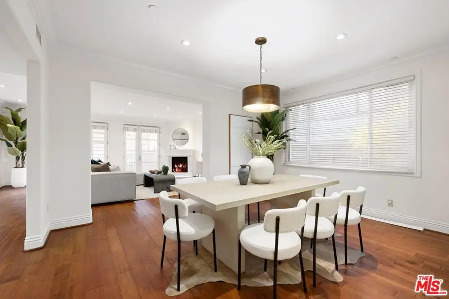 11749 Goshen Avenue #301, Los Angeles, CA 90049 - Image #2