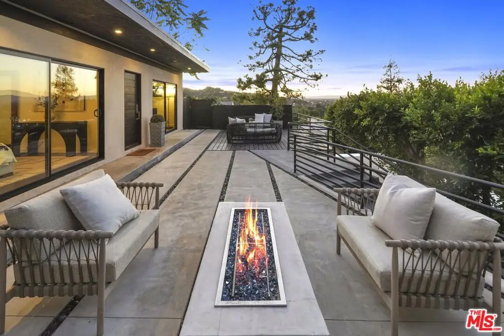 3838 Buena Park Drive, Studio City, CA 91604 - #1