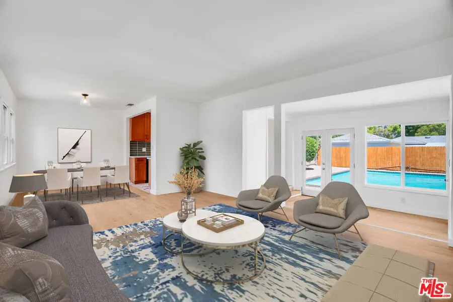 18319 Erwin Street, Tarzana, CA 91335 - Image #2